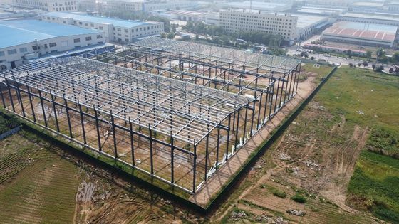 Structure en acier robuste pour des bâtiments durables et stables