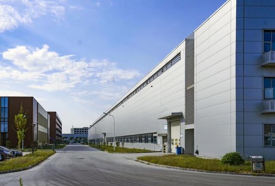 Entrepôt de structure en acier polyvalent avec conception flexible et construction rapide