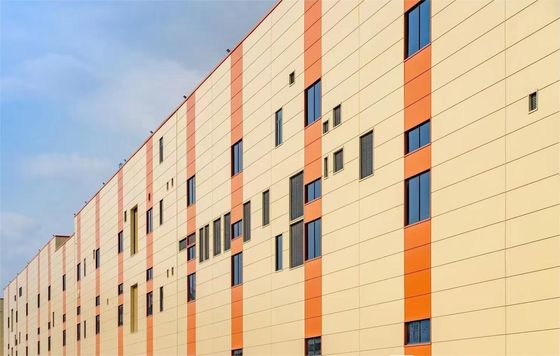 Q355B Bâtiment d'entrepôt en acier avec structure respectueuse de l'environnement