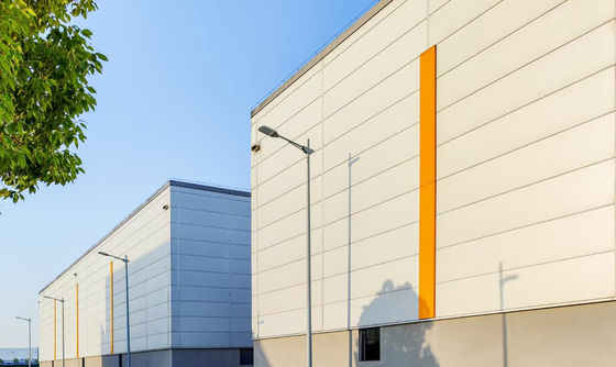 Entrepôt de structure en acier préfabriqué légère et personnalisable