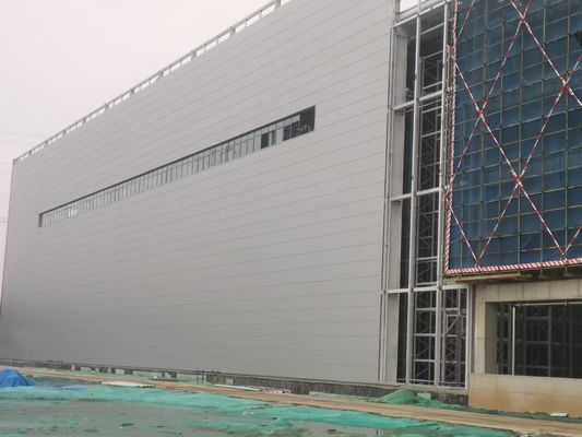 Structure en acier préfabriqué léger solution de construction de entrepôt avec dimension personnalisée
