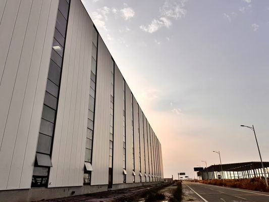 Q355B Structure en acier bâtiment d'entrepôt assemblage et démontage faciles